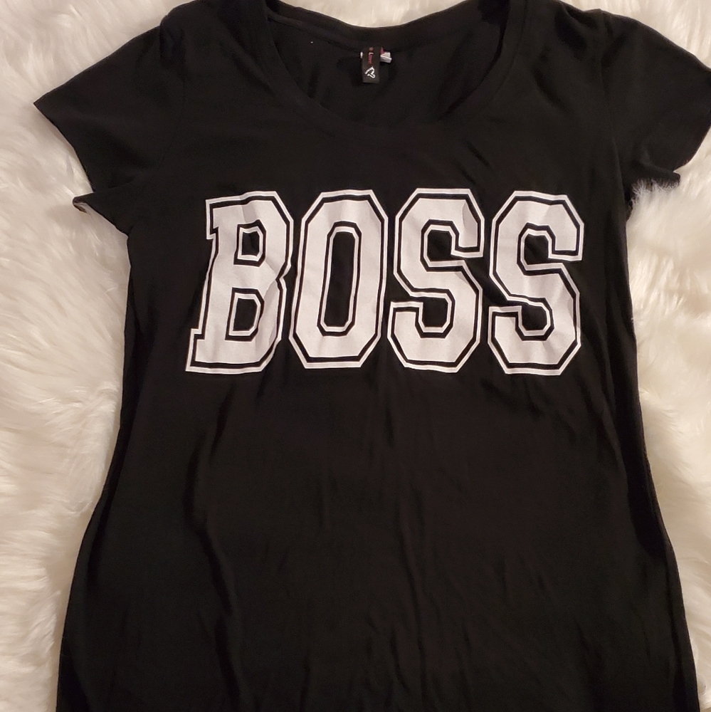 Tee shirt